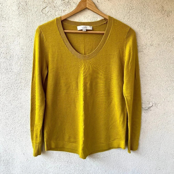 Loft Gold Knit Scoop Neck Sweater Size Small - Picture 1 of 5